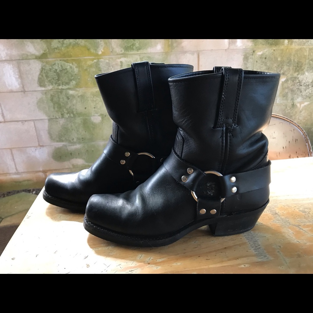 Frye 8HR Harness Boots Size 8.5